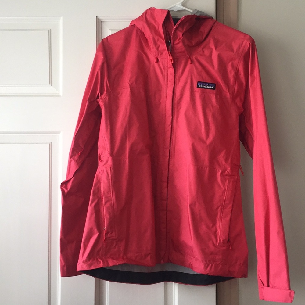 Patagonia Rain Jacket Coral Pink NWOT